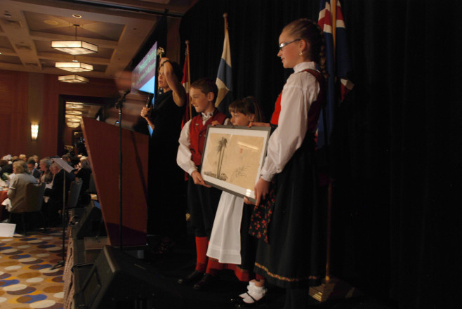 17234565782_34d76388b0_k_feature_0