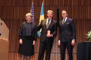 22NEWSFeatured_0316_Ambassador_ENelson_HRH_0955